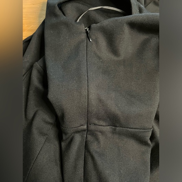 EUC Reformation- Off the Shoulder Stretchy Jumpsuit with Stirrups. Size M. - Picture 6 of 8